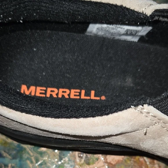 Merrell Women's Gray Slip-On Shoes - Picture 8 of 14